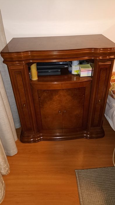 Móvel de TV c/bar (cerejeira)