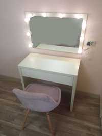 Стол туалетный с зеркалом, косметический столик с выдвижным ящиком