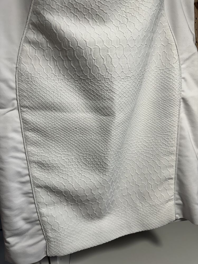 Spodnica biala Mohito rozmiar 40 ołowkowa