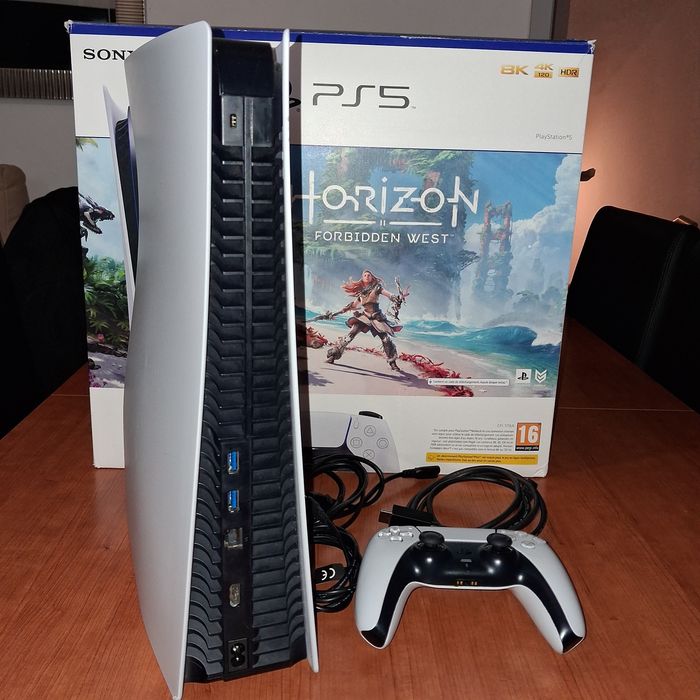 PlayStation 5 (PS5) – Versão Disco – Comando + Suporte + Cabos + Caixa