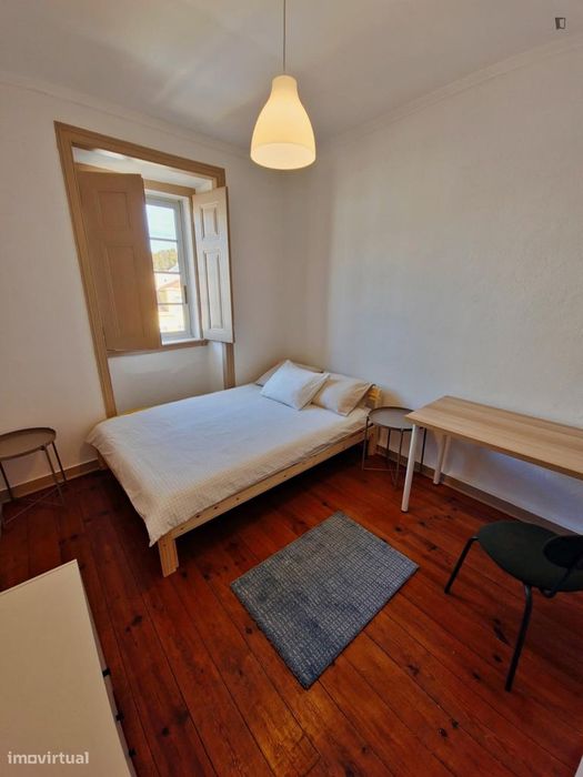 Quarto - localizado em Avenida da Liberdade Lisbon