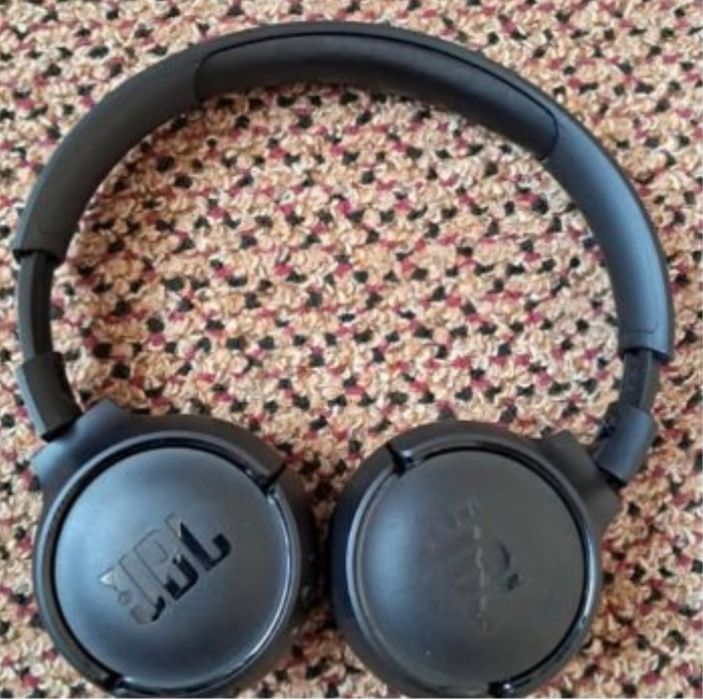 Продаю JBL510 в чудовому стані