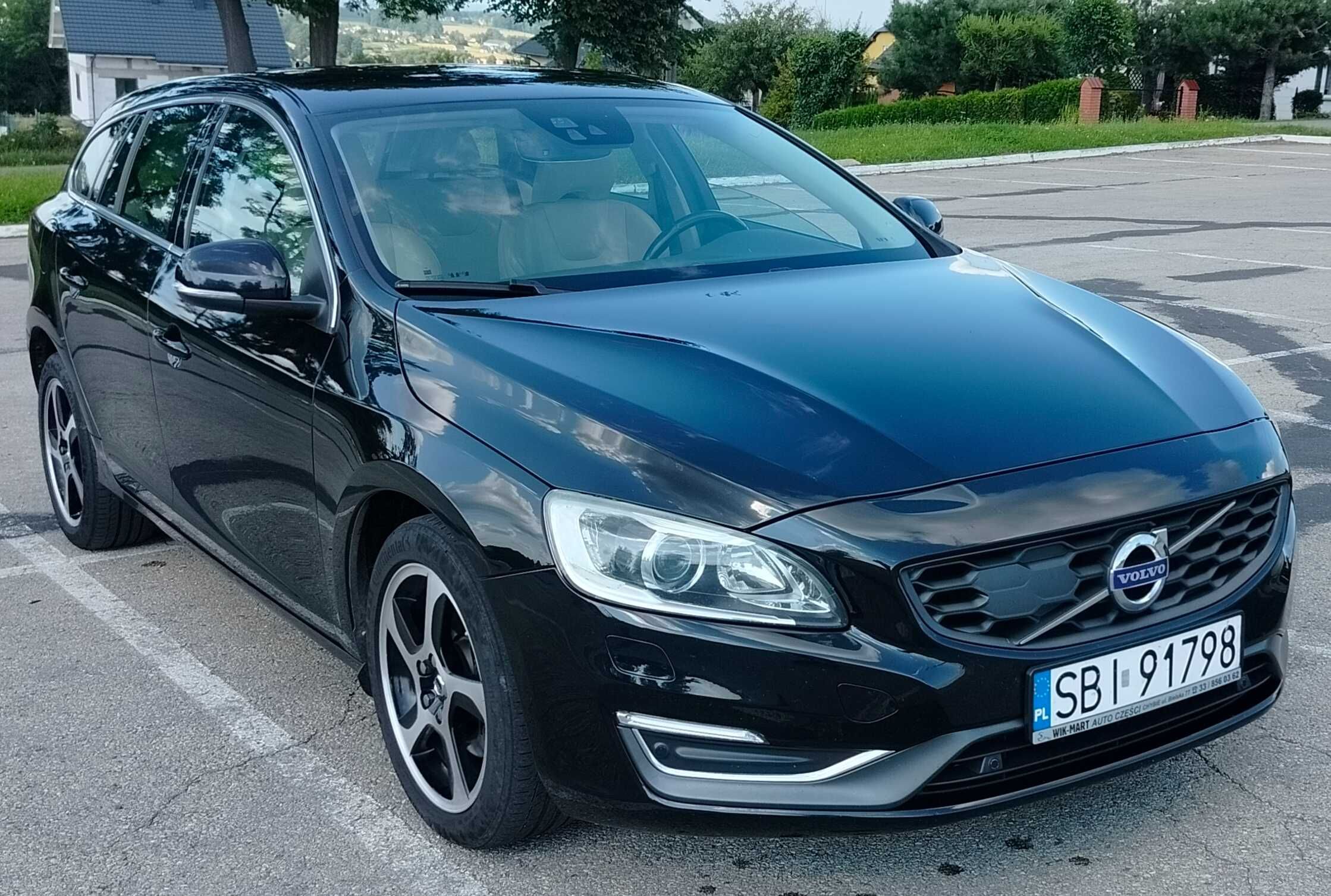Volvo V60 1.6d 2015r