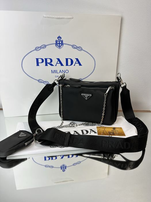 Torebka damska listonoszka czarna wyprzedaż