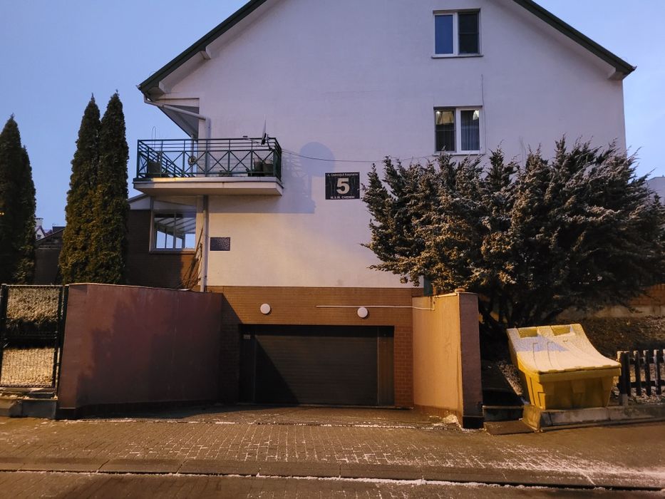 Wynajmę miejsce postojowe