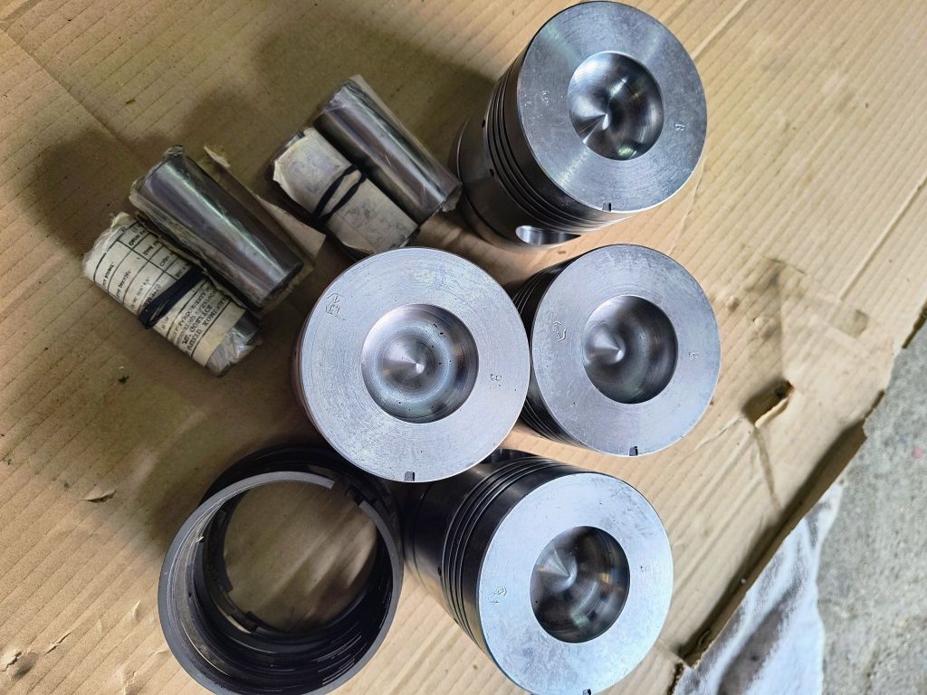 Zestawy naprawcze PRL Ursus c360 c355 c4011