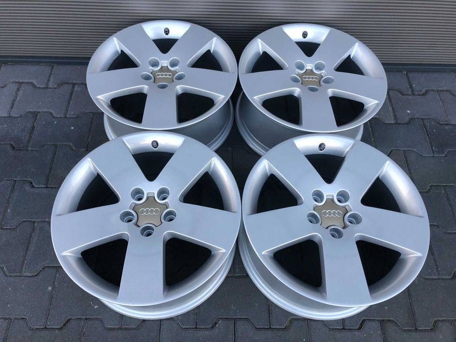 Продам оригінальні дискі Audi (a4,a6,Q5)