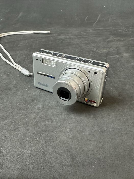 Kodak V530 – цифровий фотоапарат, відмінний стан