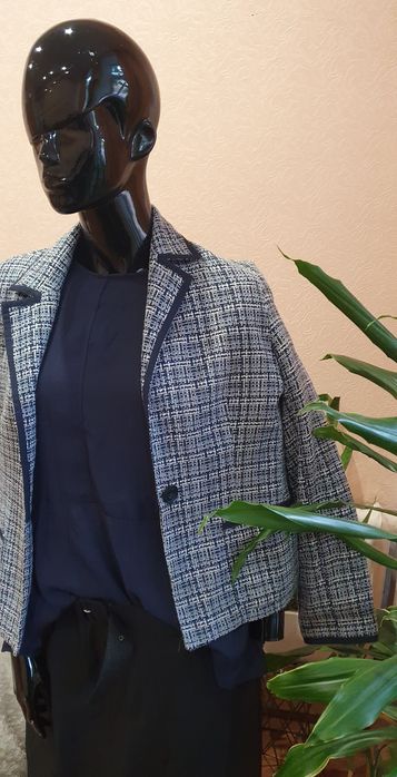 Стильный фирменный пиджак, блейзер berketrex