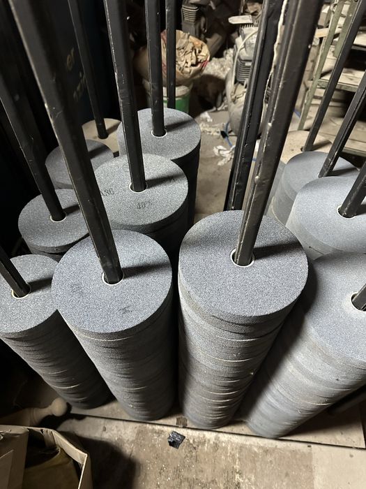 Lote de 308 pedras de amolar