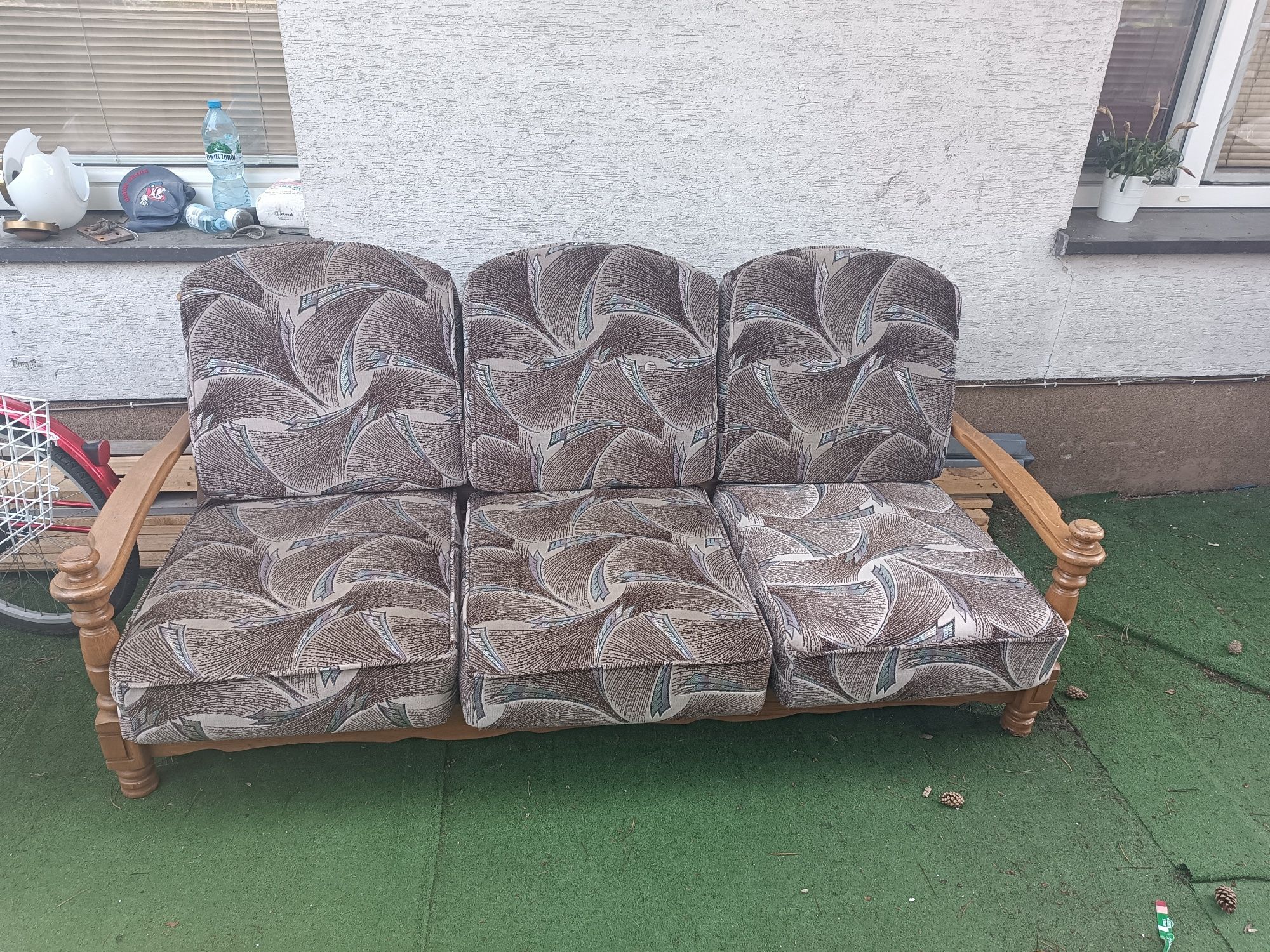 Zestaw wypoczynkowy (2 fotele, sofa, 2 stoliki)
