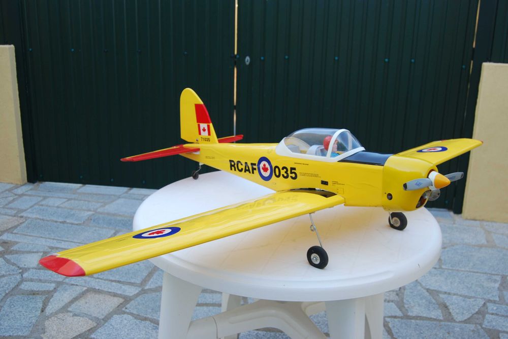 Chipmunk RCAF RC Airplane, Two-Stroke Engine64284652101250122