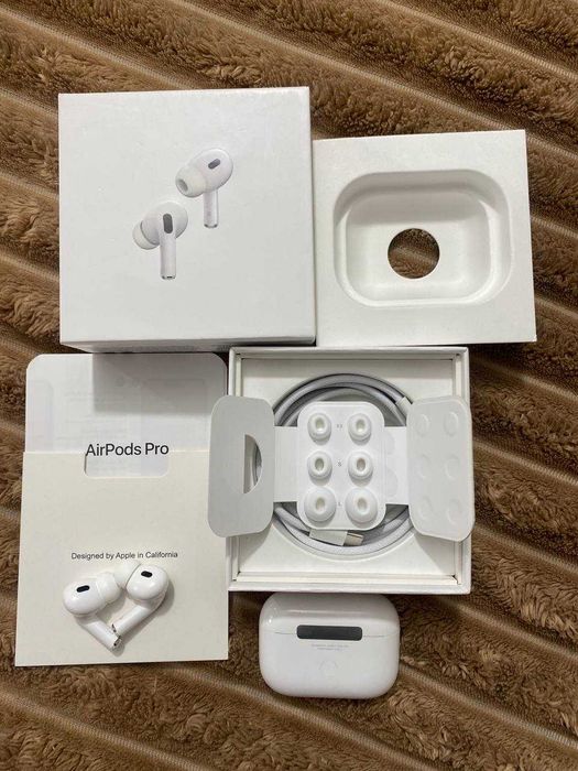 Оригінальні AirPods Pro 2