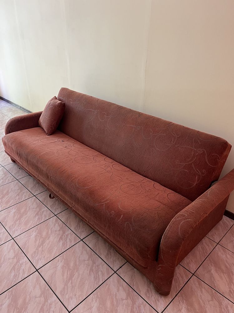 Oddam kanape / łóżko / sofa