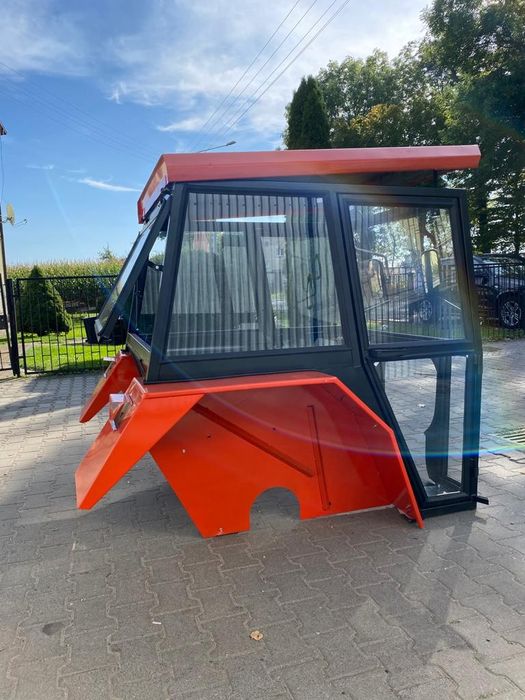 Kabina do ciągnika Ursus C330 C360 T25 MF 235 255 Bizon Maska Błotniki