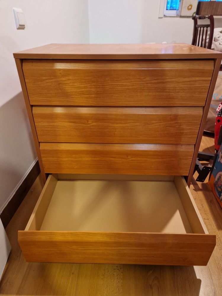 Comoda para quarto