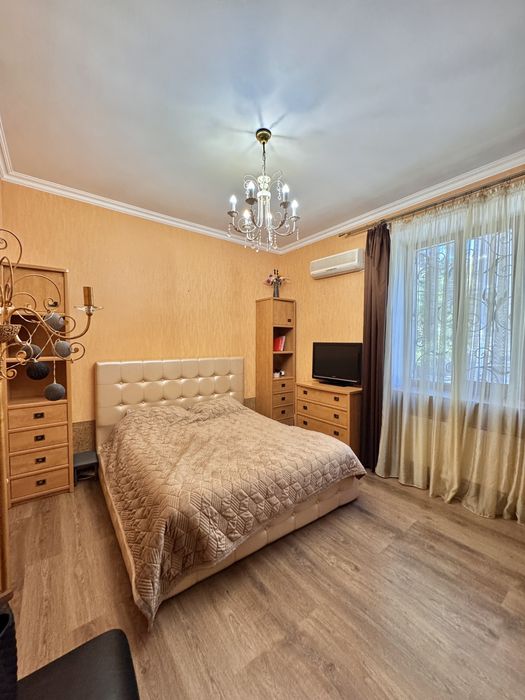 Центр, Семинарская, Двухкомнатная квартира, сталинка, есть видео