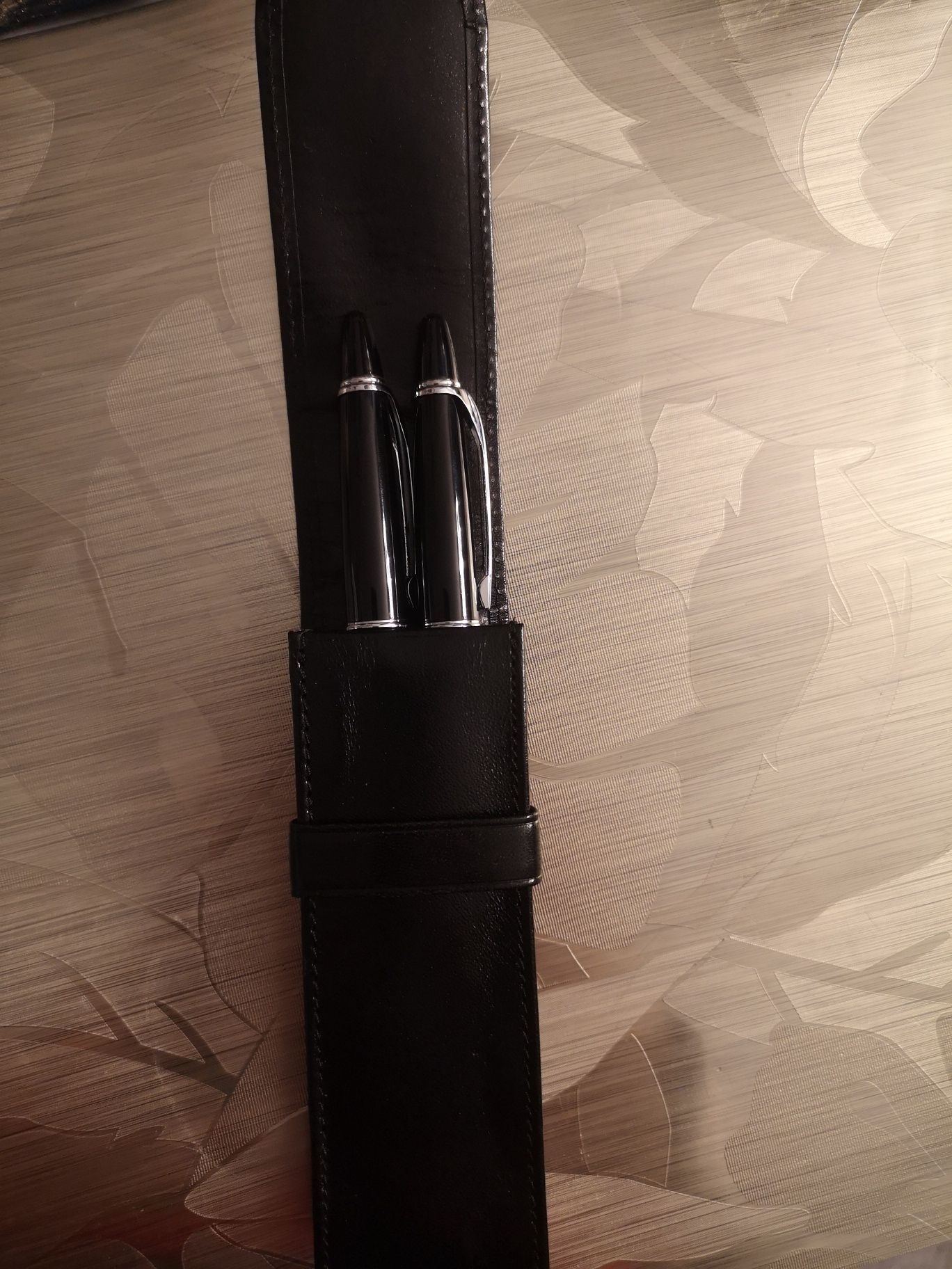 Nowe etui skórzane z piórem i długopisem Christopher Creazioni