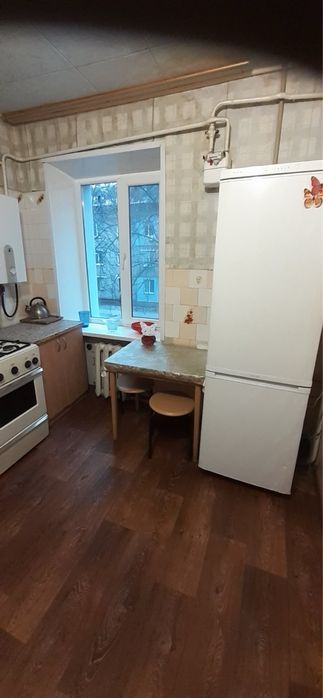 Продам 2х ком на днепрострое