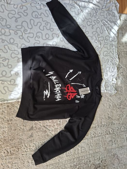 Bluza Balenciaga śliczna