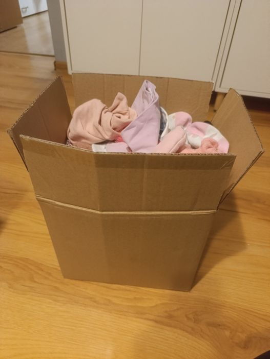 Paka ubrań 80 dzieq