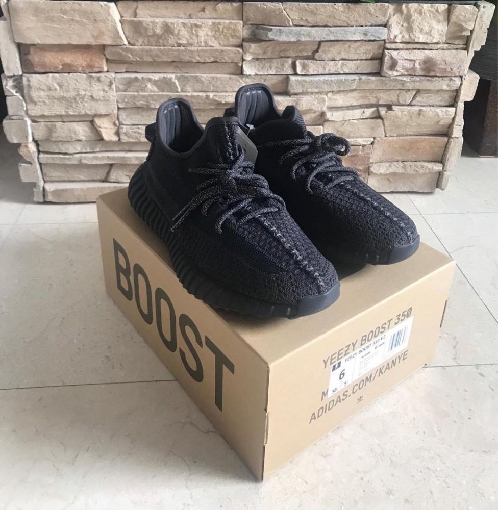 Оригинальные кроссовки Adidas Yeezy Boost 350 V2 Black Reflective