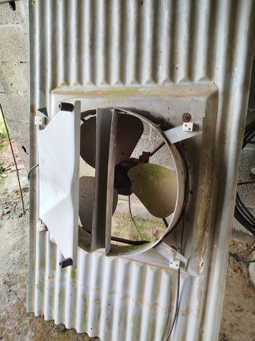 Exaustor industrial tecto