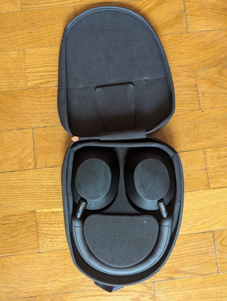 Sony WH-1000XM5 Black