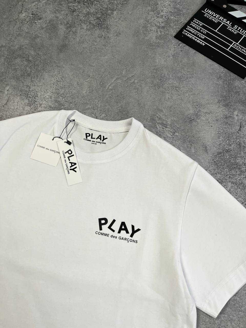 Белая Футболка PLAY Comme des garcons(Hearts) с бирками