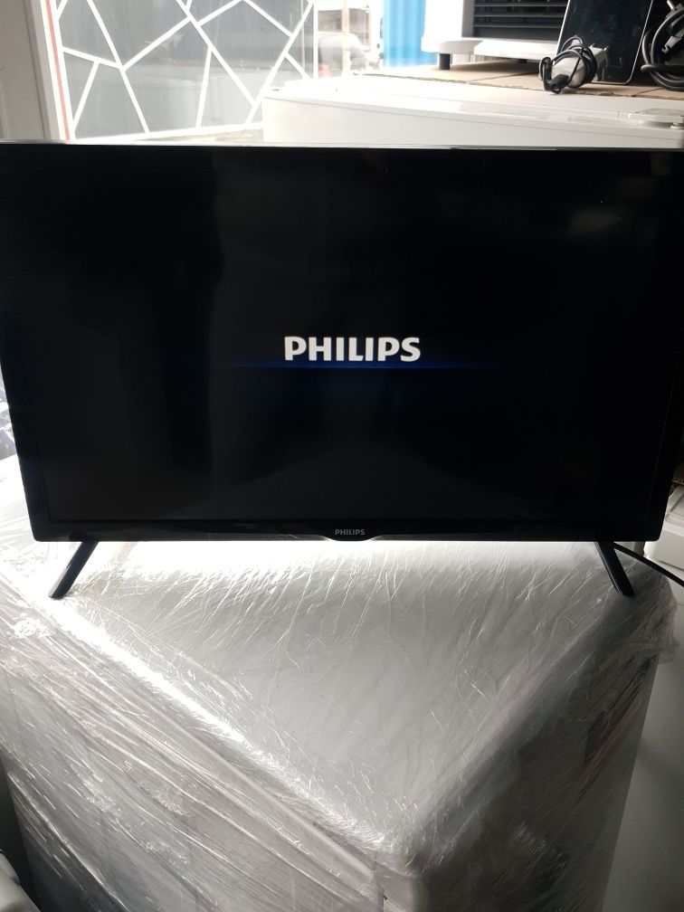 Акція!! Телевізор "PHILIPS" 24_ led_ пульт-