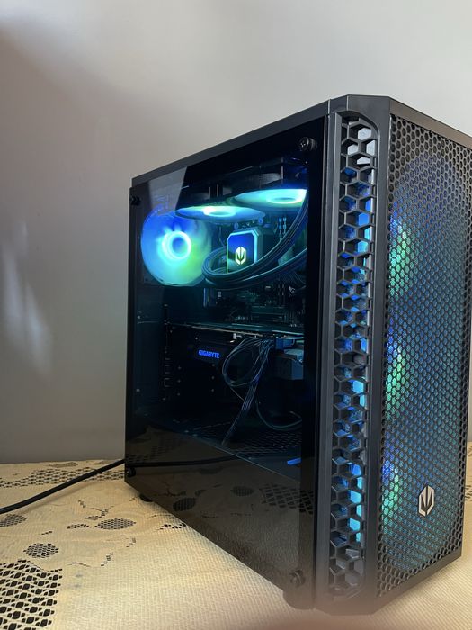 Komputer Gamingowy (Rtx 2070 super OC, Ryzen 5 5600, chłodzenie wodne)