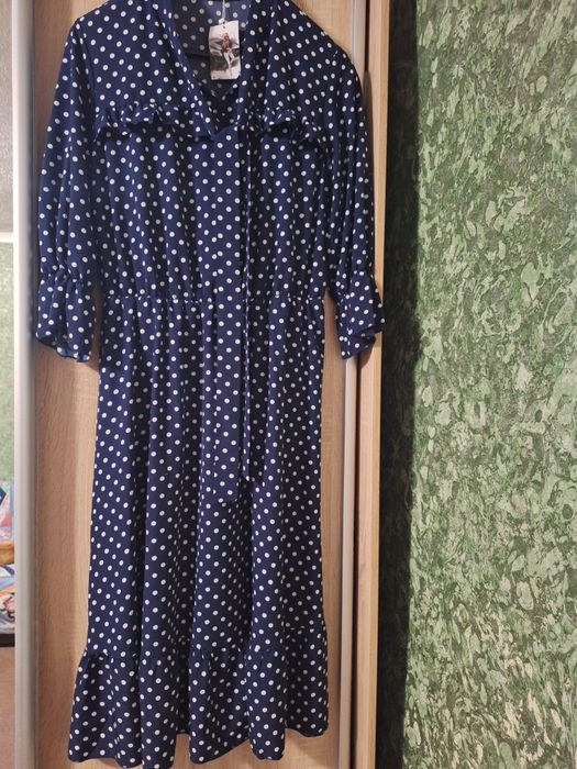 Платье синее в горошок 54-56