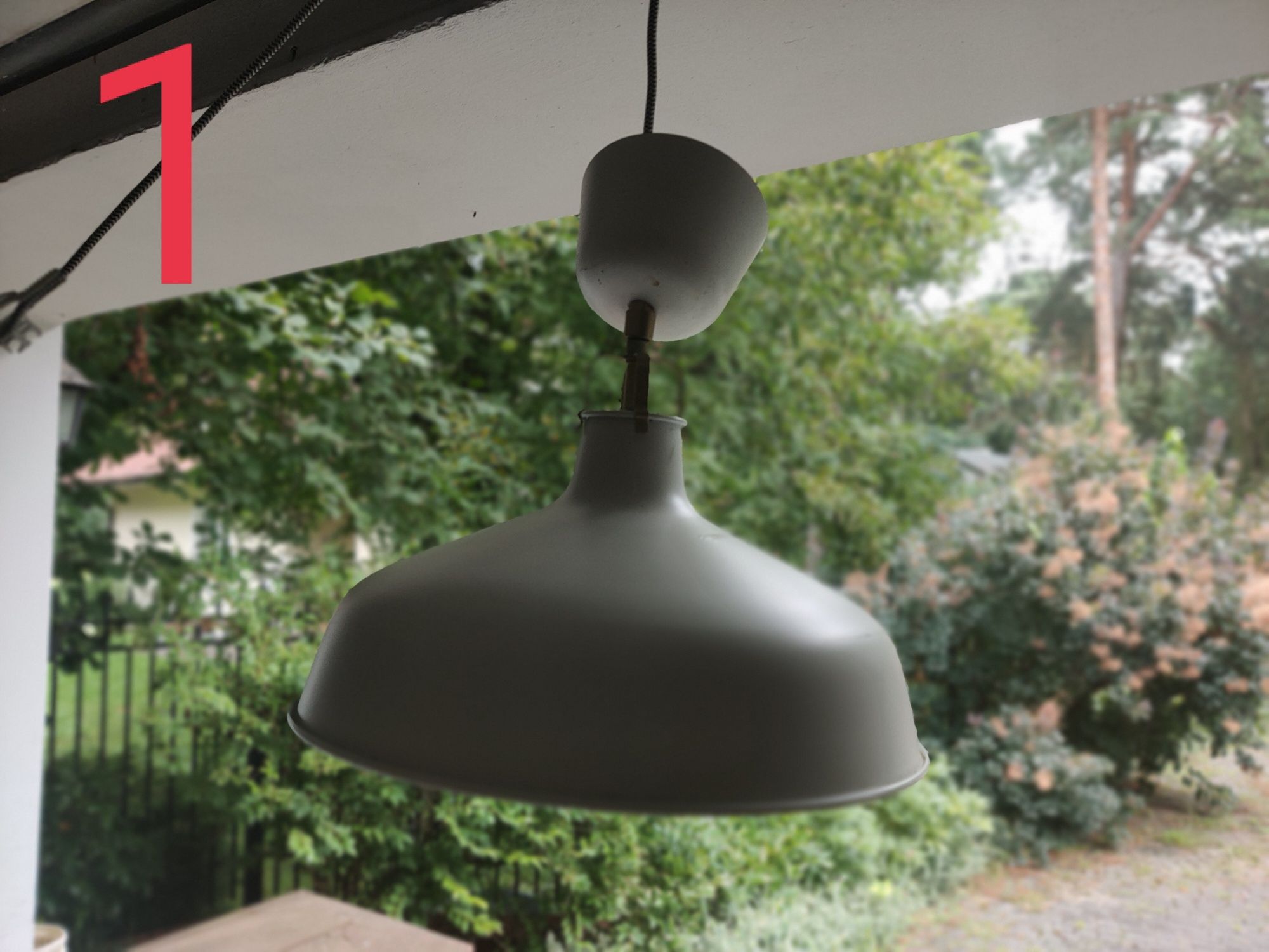 Lampy dekoracyjne 2 rodzaje.