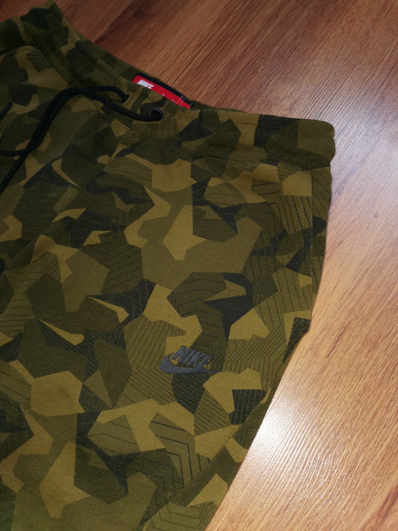 Nike Tech Fleece Camo Jogger nsw drill y2k spodnie dresowe M