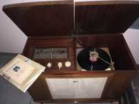 Ładny radiogramofon