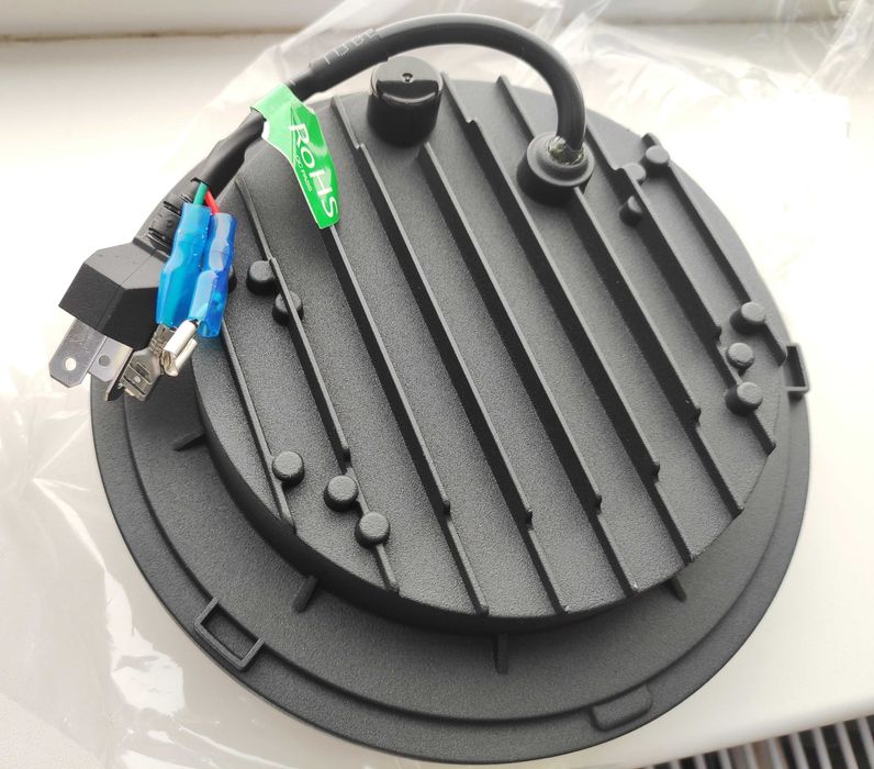 Светодиодная фара 7"  ВАЗ-2101, Нива, Газ, Зил, Иж, Днепр Ява