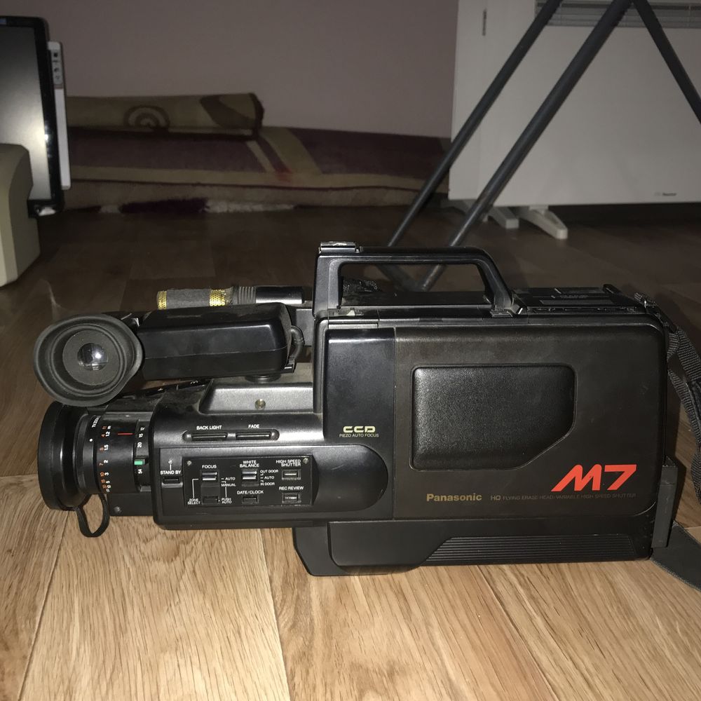 Видеокамера Panasonic National M7