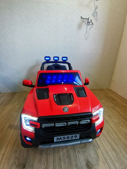 Електромобіль дитячий