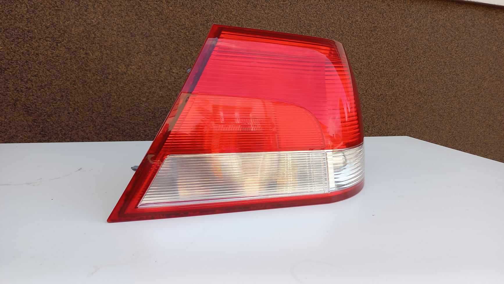 Kompletna lampe tylnia lewa Opel Vectra C kombi