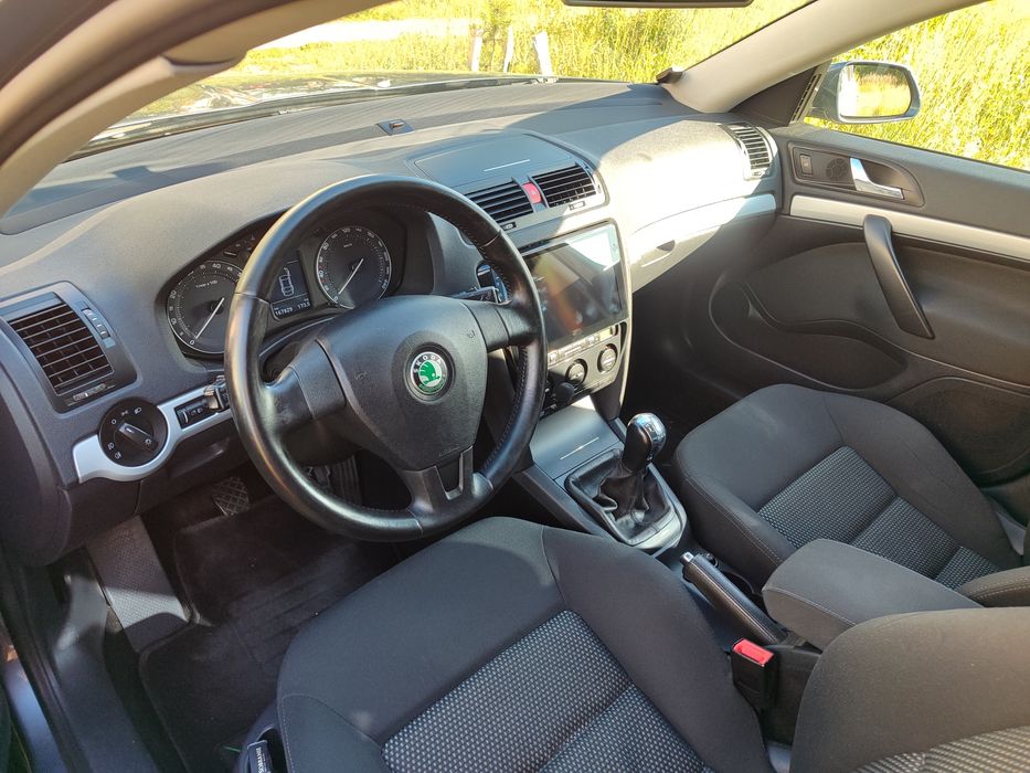 Skoda Octavia A5(Розгляну варіанти обміну на автомат або джип 8000$+)