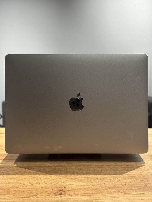 Macbook air 13 2020 m1 16/256gb !! Гарантія від магазину !!