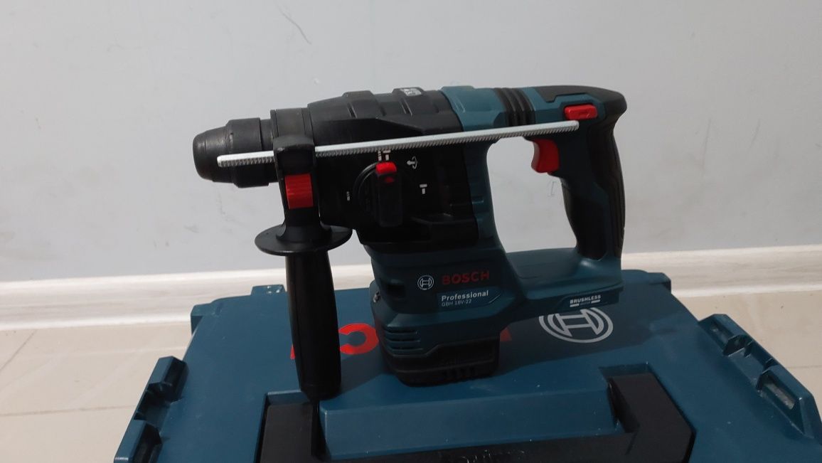Перфоратор Bosch GBH 18V-22 Professional