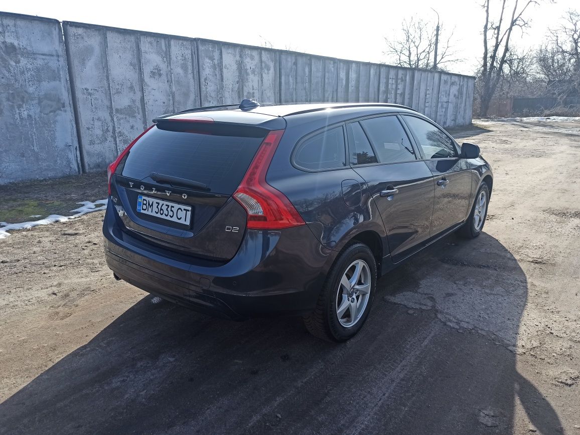 Volvo v60 2014 1.6 d2