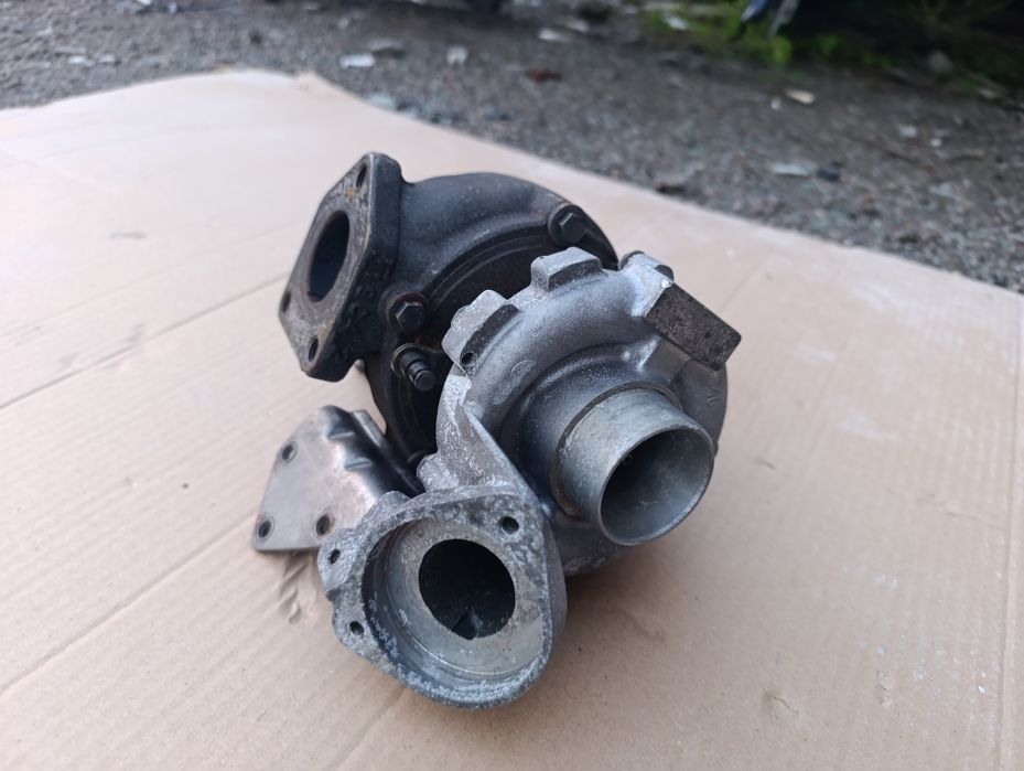 Турбина BMW 3 E46 2.0 d  m47 d20 Оригинал