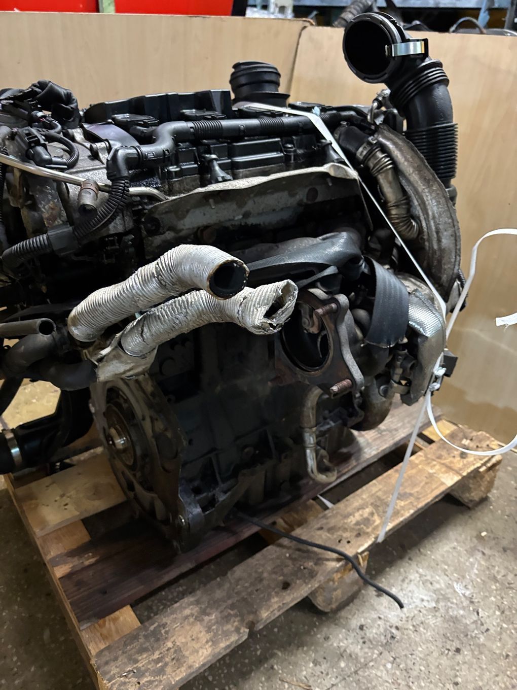 SILNIK KOMPLETNY  2.0 TFSI BWA AXX A3 LEON  OCTAVIA II SUPERB