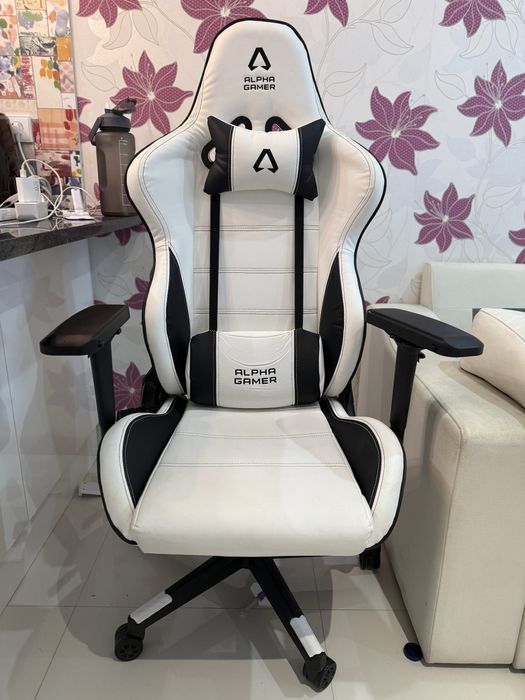 Vendo cadeira gamer.