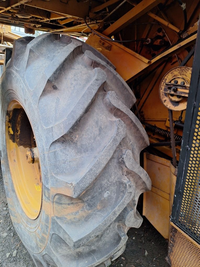Sampo Rosenlew  580 600 , Сампо комбайн зерновий