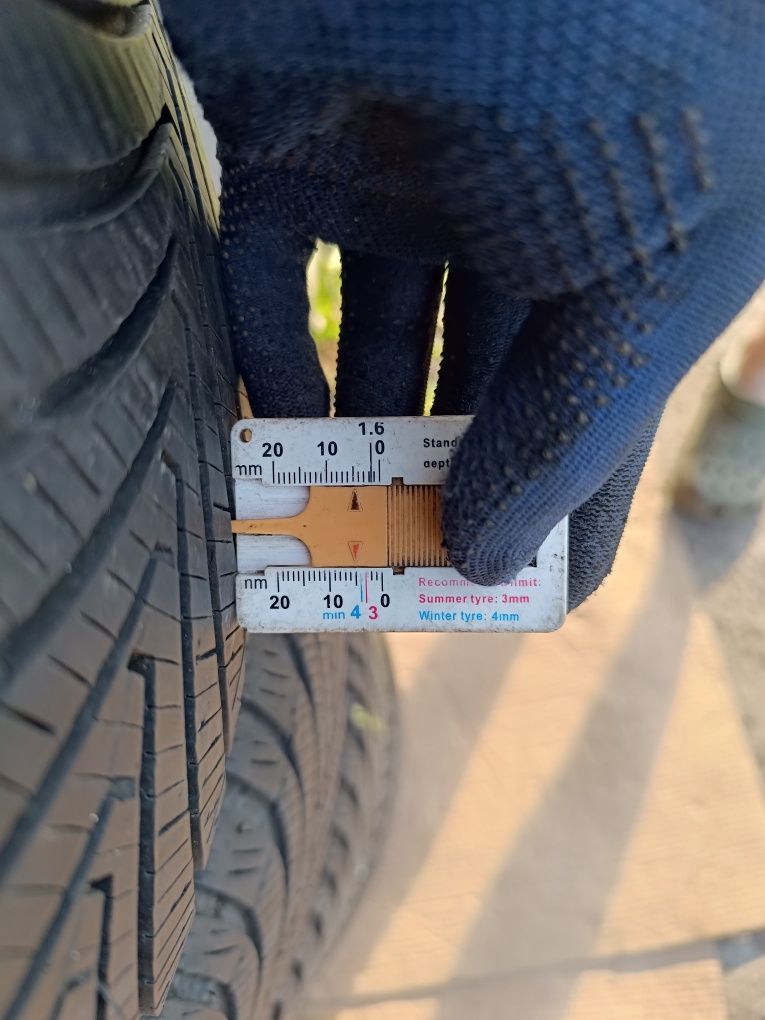 215/55 R17 Kumho