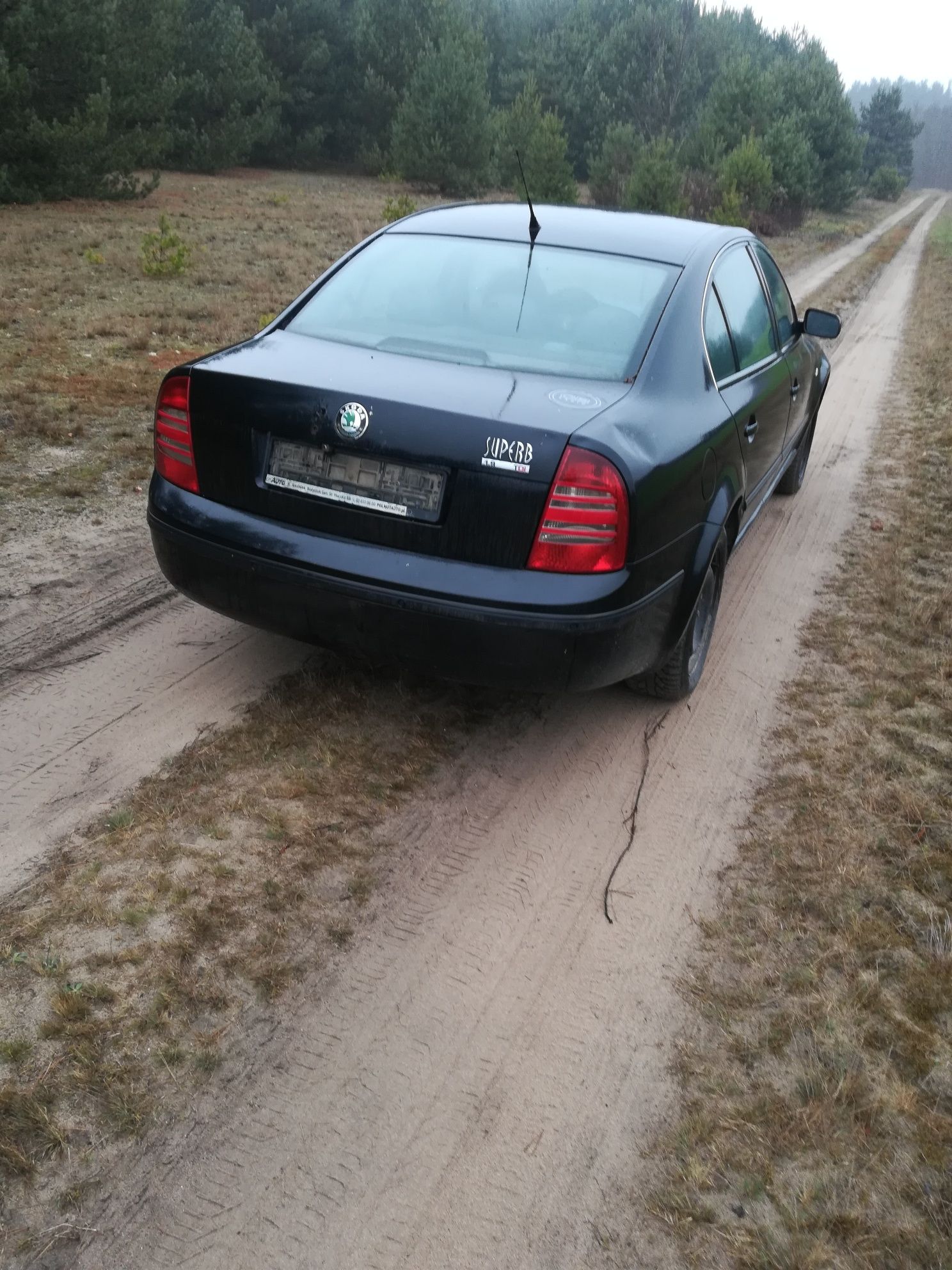 Skoda superb 1. 9 AWX cała na części kod 9910