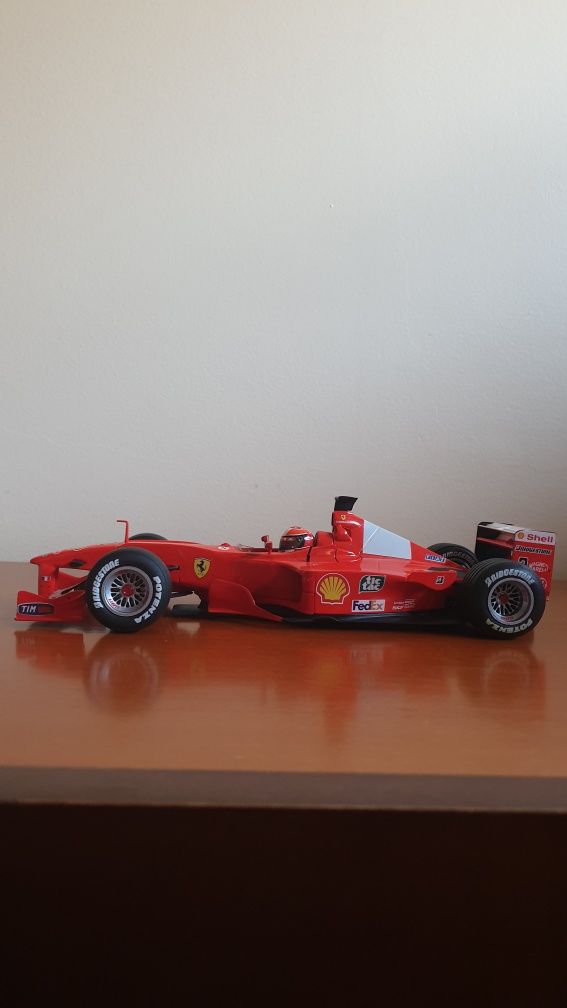 Miniatura Fórmula 1 Ferrari F2000